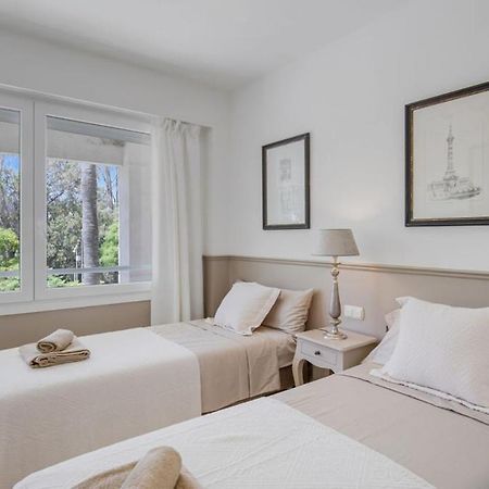 Beach-Line Apartment With 3 Bedrooms In Estepona Esterno foto