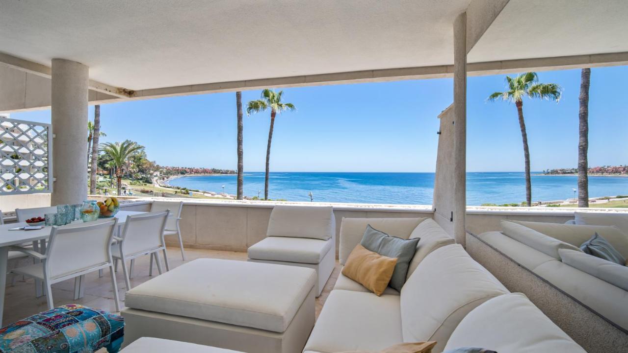 Beach-Line Apartment With 3 Bedrooms In Estepona Esterno foto